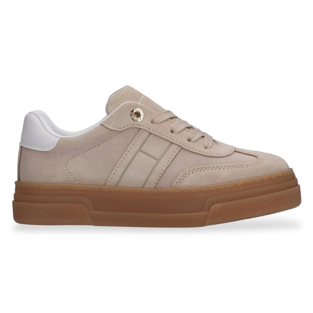 SNEAKER 