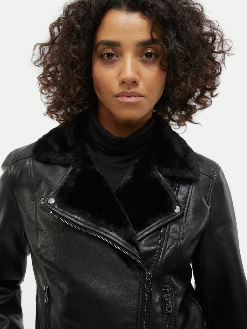 VMHAILEY SHORT COATED JACKET 