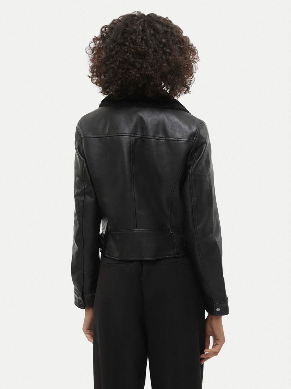 VMHAILEY SHORT COATED JACKET 