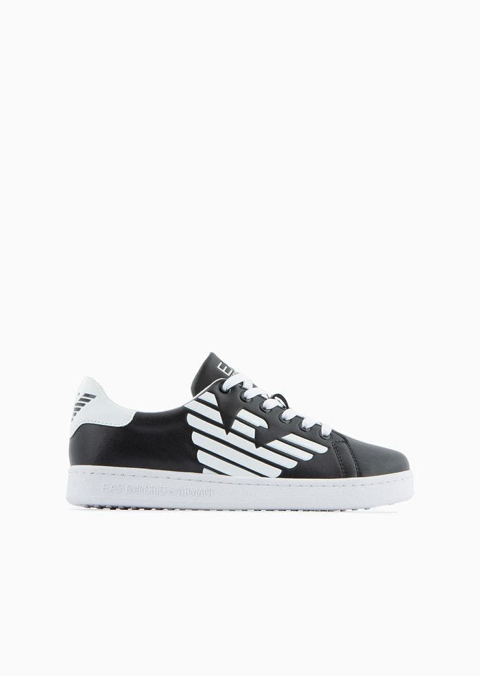 SNEAKER 