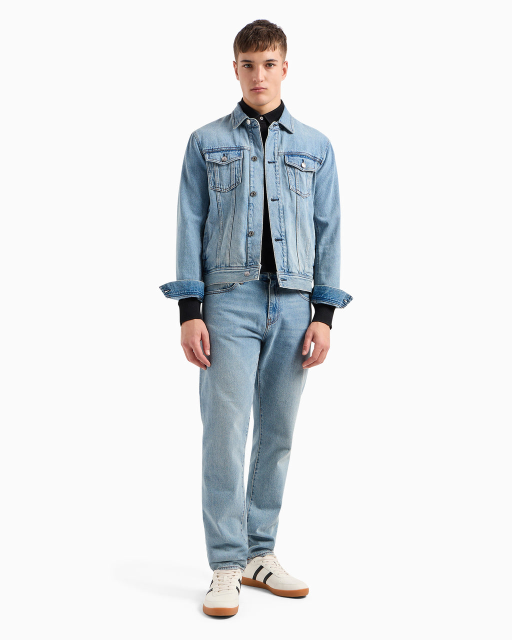 8NZF79 ZJ81Z/1200 ARMANI EXCHANGE