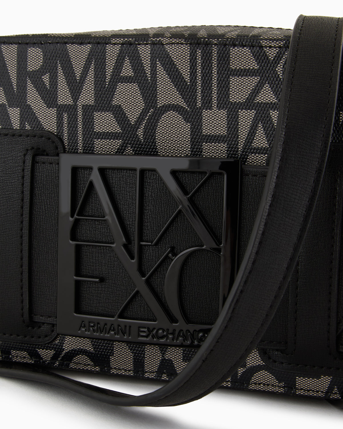 942699 3F742/00850 ARMANI EXCHANGE