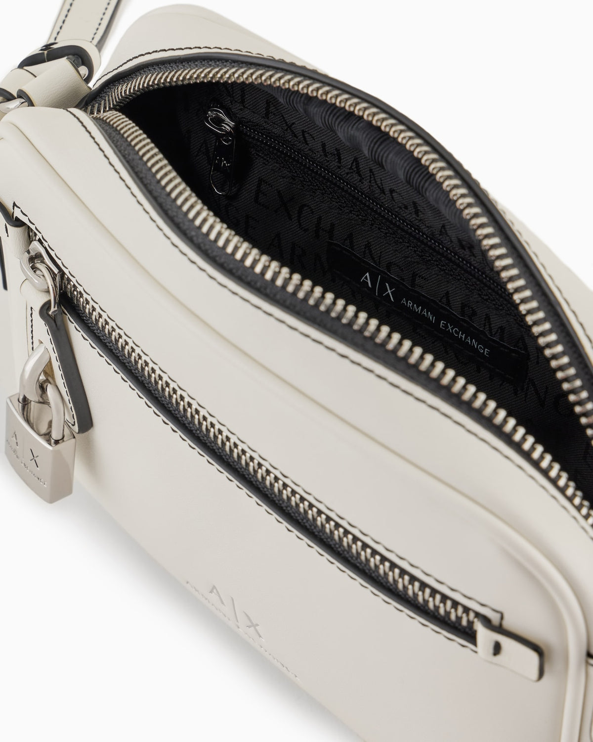 XW000303 AF12040/F0003 ARMANI EXCHANGE