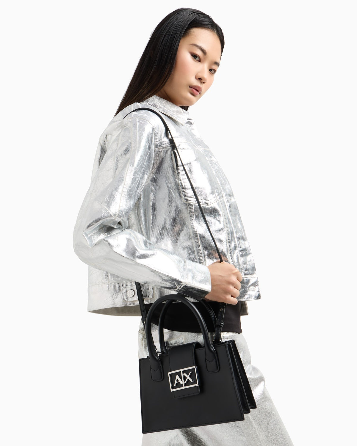 XW000306 AF12039/UC001 ARMANI EXCHANGE