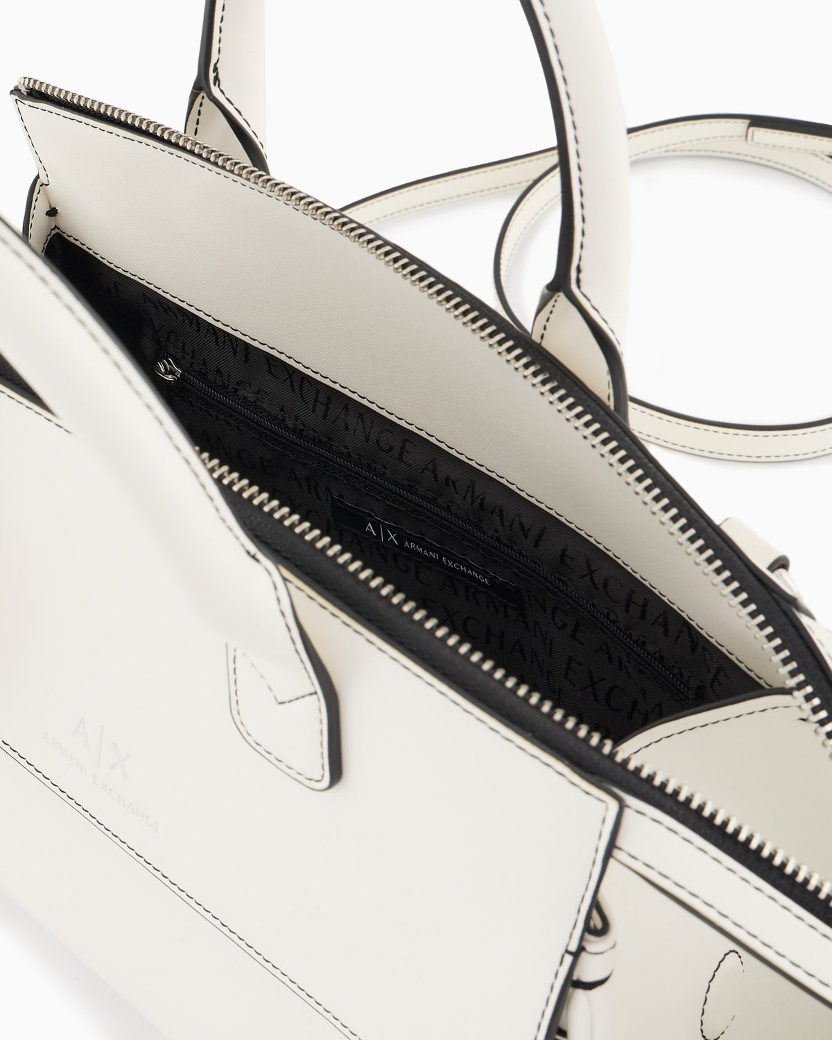 XW000307 AF12040/F0003 ARMANI EXCHANGE