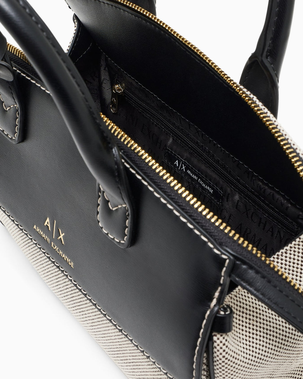 XW000307 AF12581/UC001 ARMANI EXCHANGE