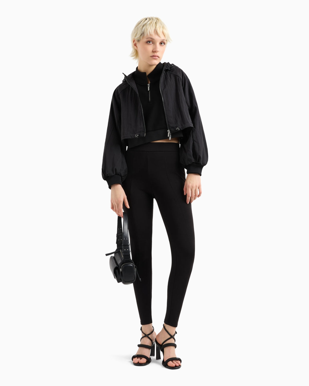 XW000369 AF12826/UC001 ARMANI EXCHANGE