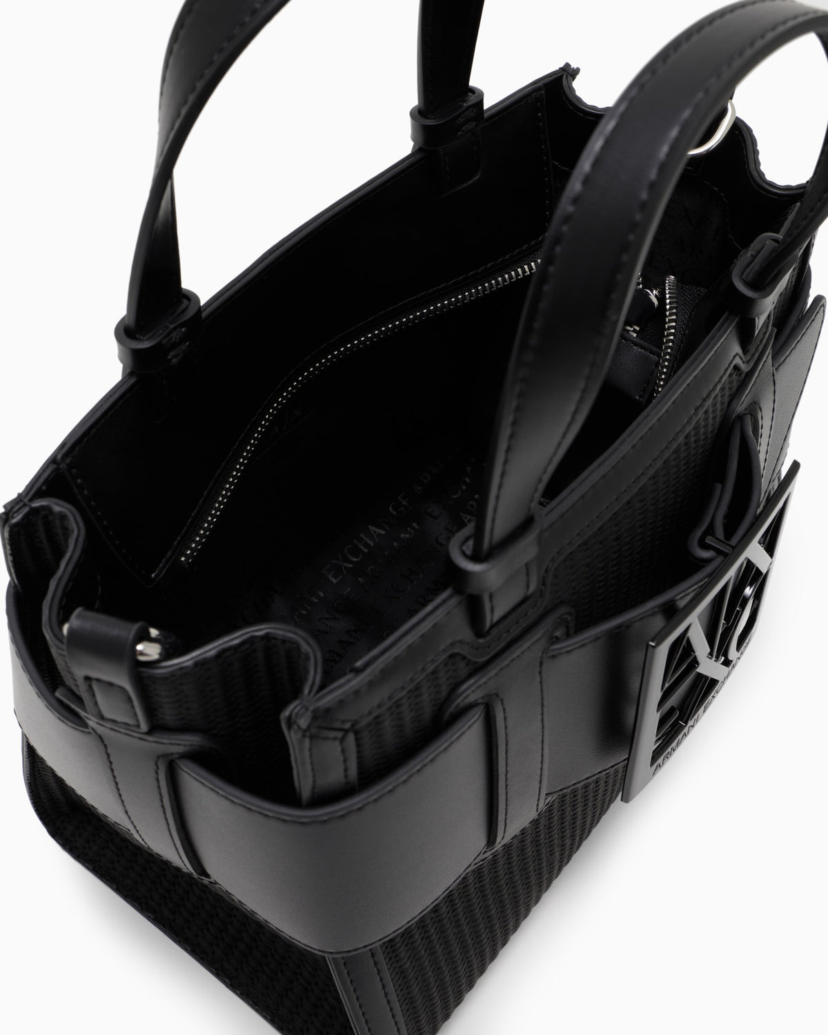 XW000392 AF13673/UC001 ARMANI EXCHANGE