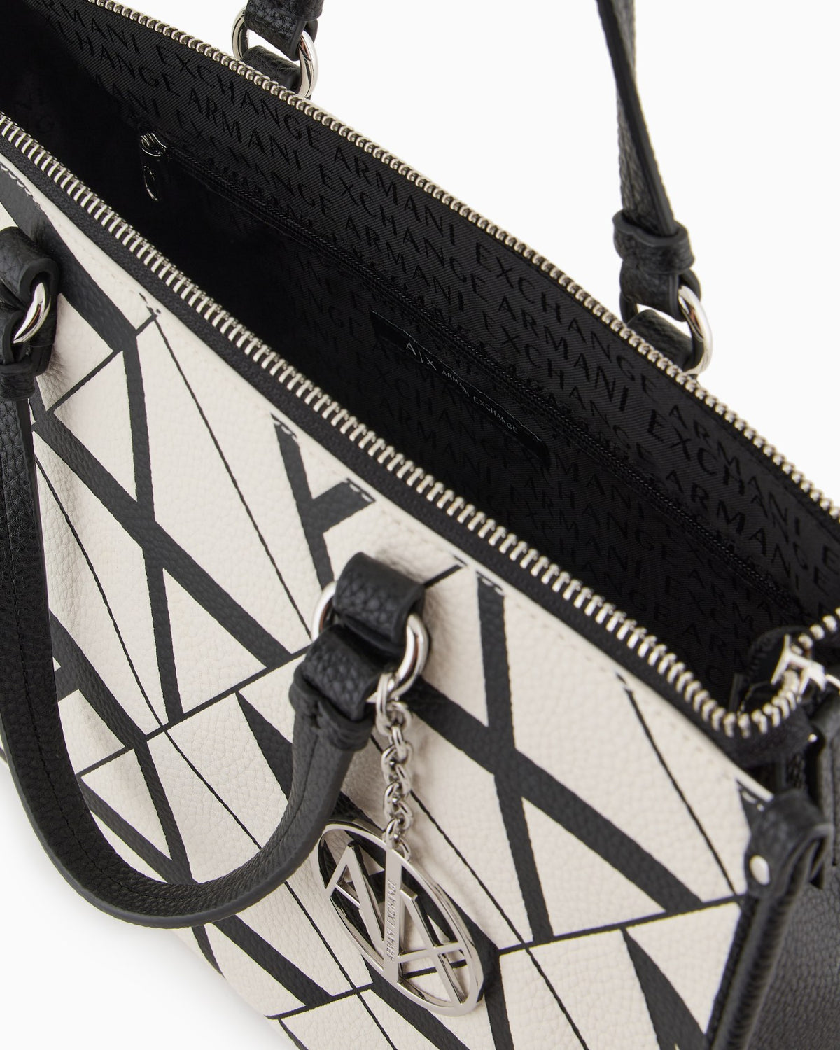 XW000400 AF13680/F0023 ARMANI EXCHANGE