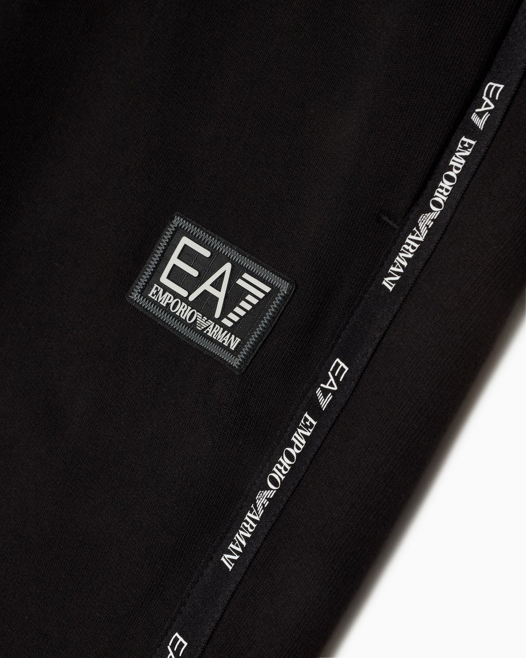 7B000058 AF10380/UC001 EMPORIO ARMANI EA7