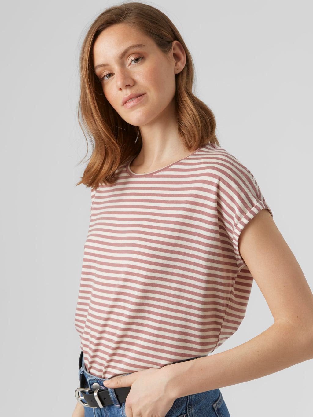 10284469/Nostalgia Rose VERO MODA