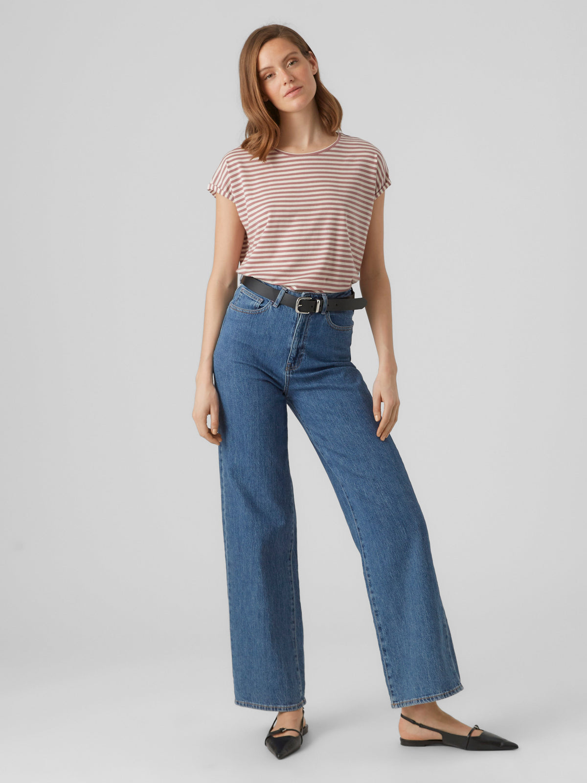 10284469/Nostalgia Rose VERO MODA
