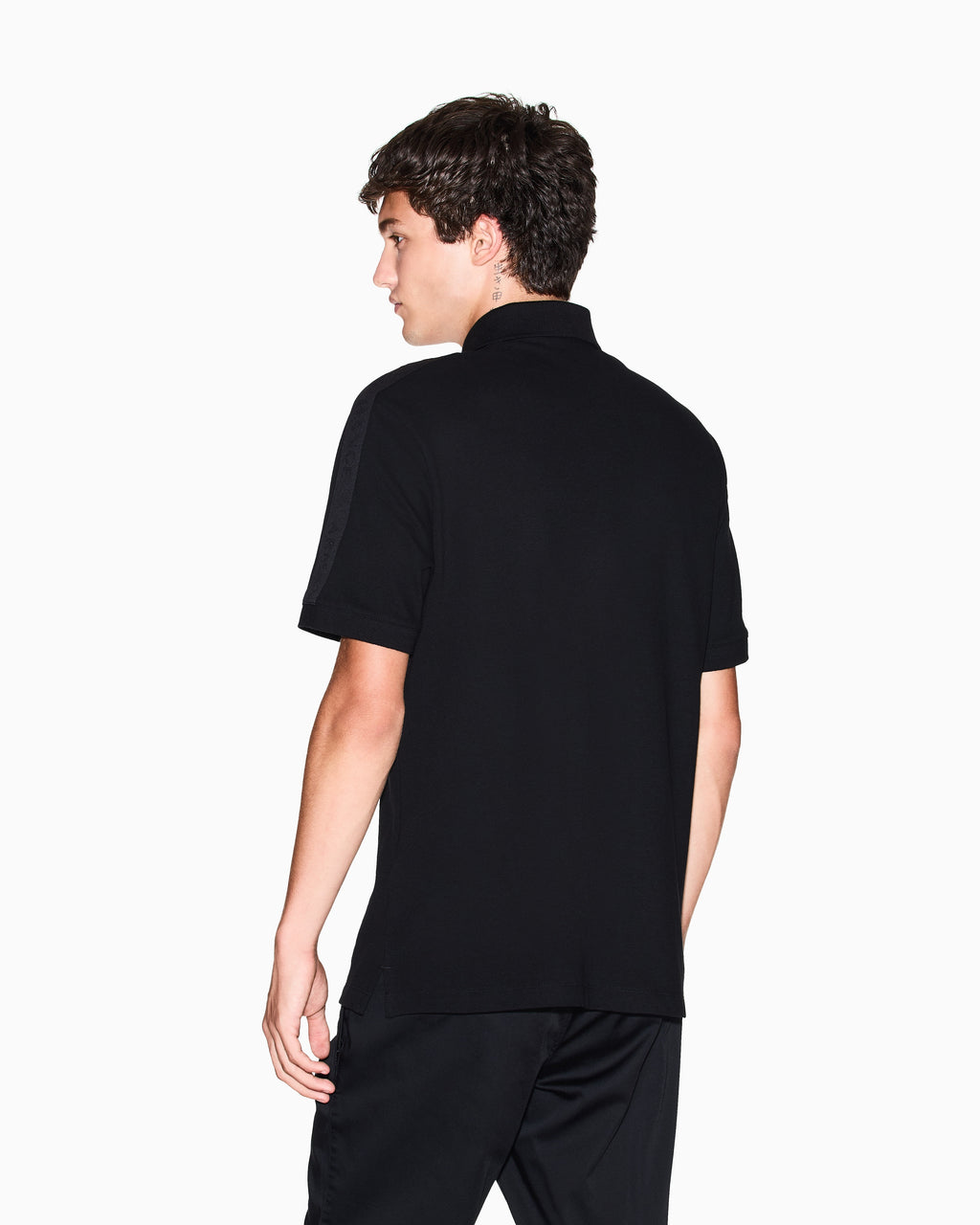 XM001290 AF10366/UC001 ARMANI EXCHANGE
