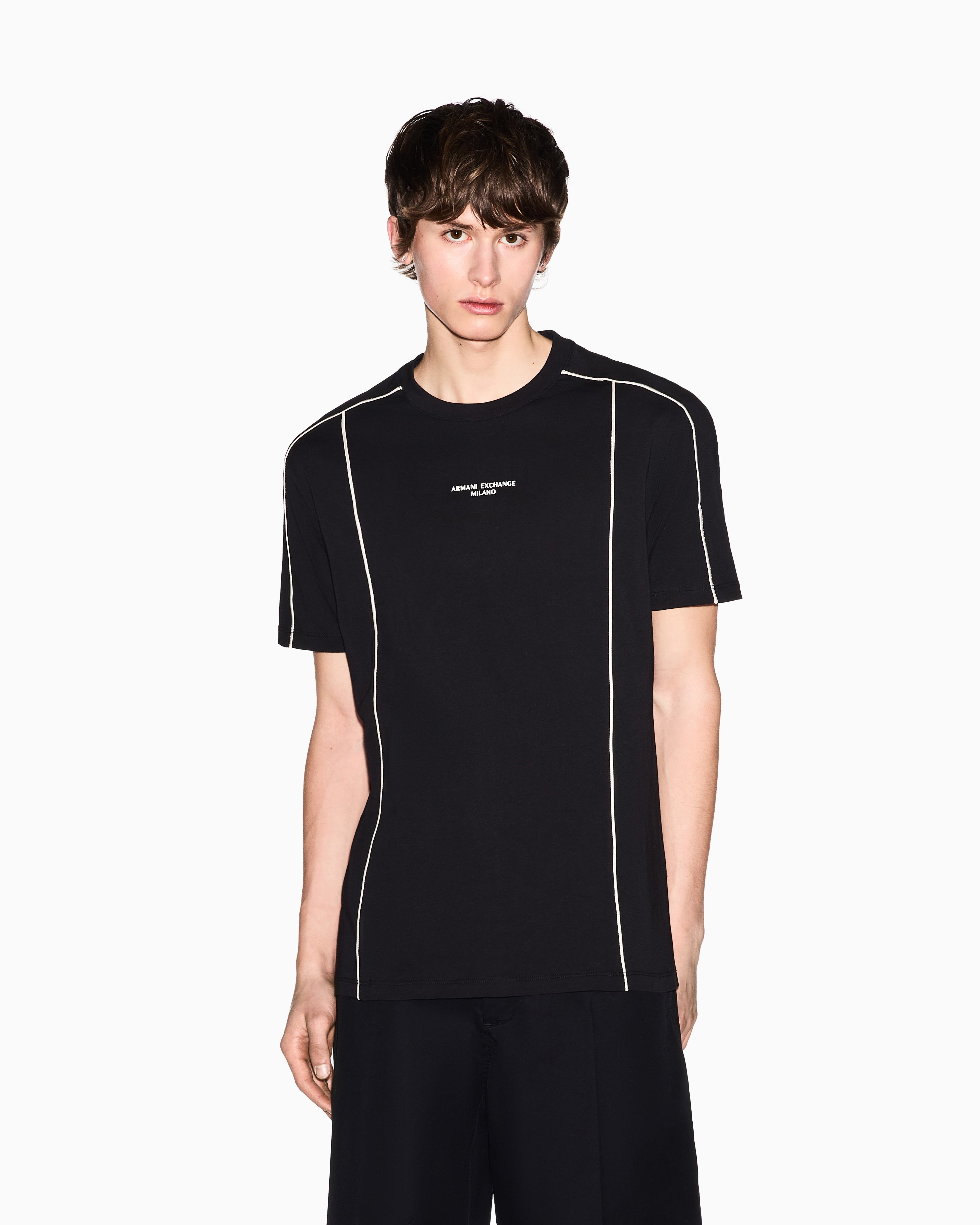 XM002492 AF10356/UC001 ARMANI EXCHANGE