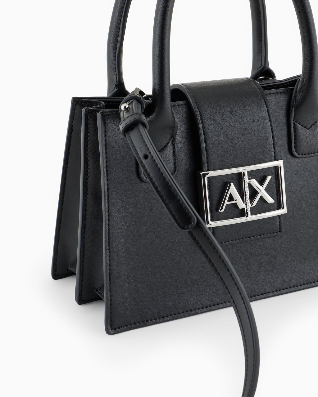 XW000306 AF12039/UC001 ARMANI EXCHANGE