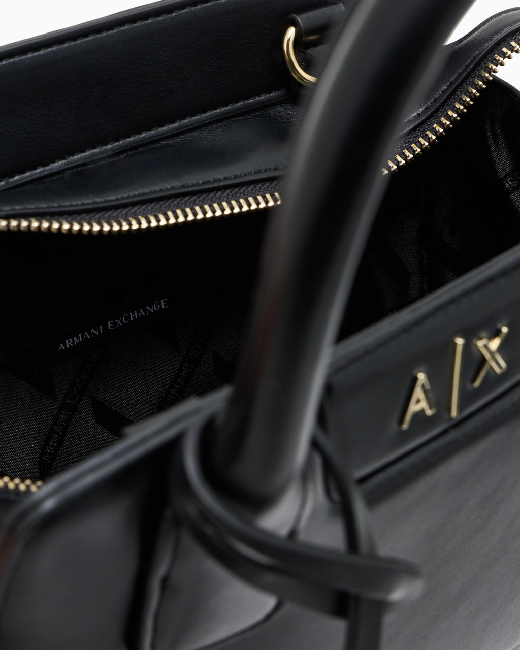 XW002159 AF19892/UC001 ARMANI EXCHANGE