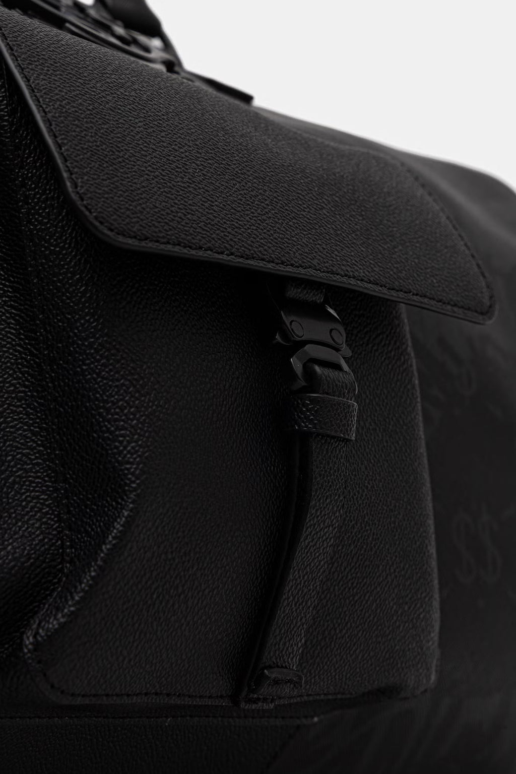 4AM MIXUP V2 DUFFLE 
