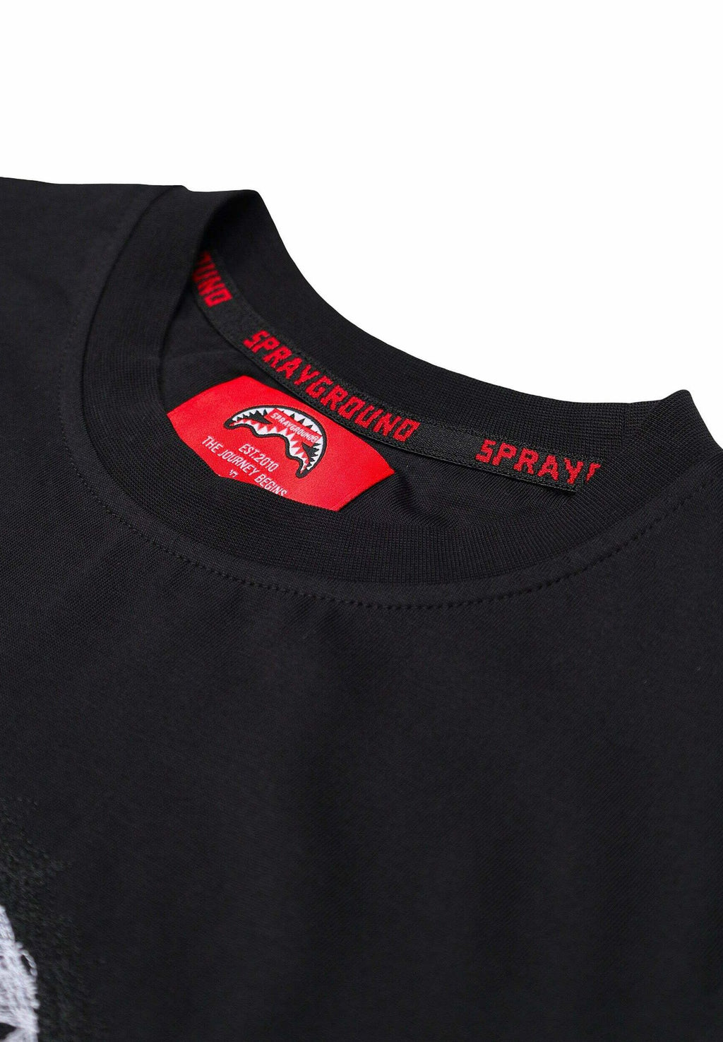 SCRIBBLE EMBROIDERY SHARK REG<BR/>T-SHIRT BLK 