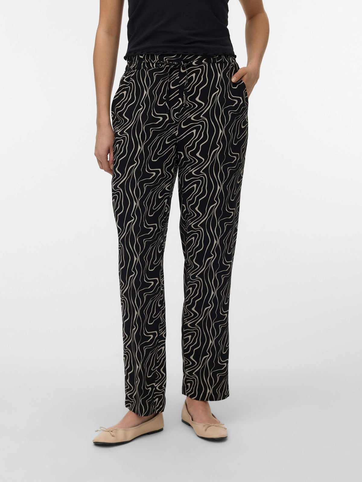 10302045/Black Dana VERO MODA