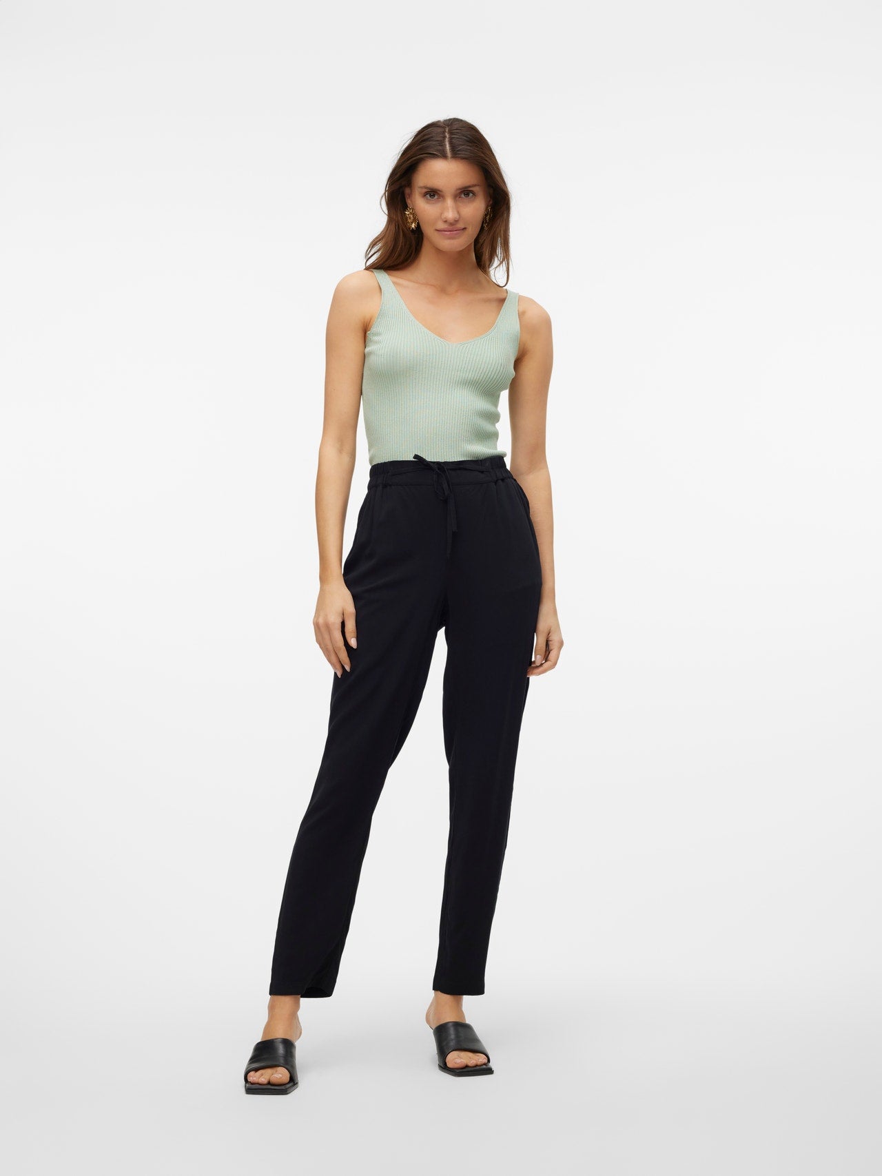 10302045/Black VERO MODA