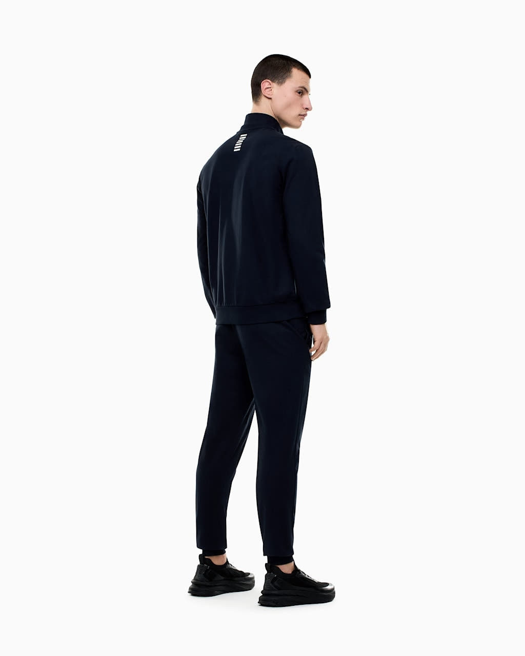 TRACKSUIT 