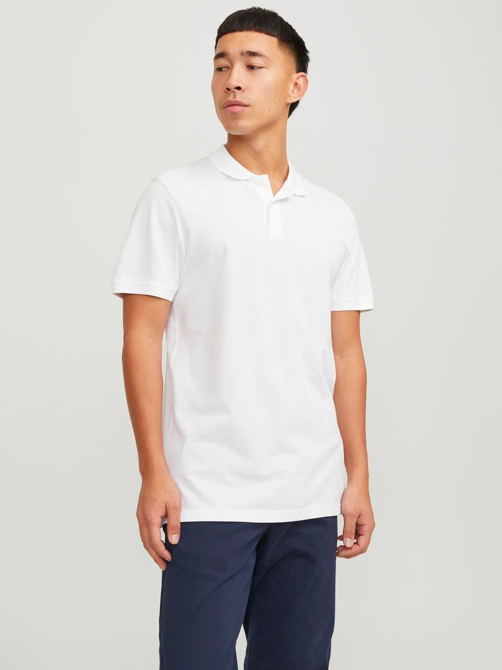 12136516/White JACK AND JONES