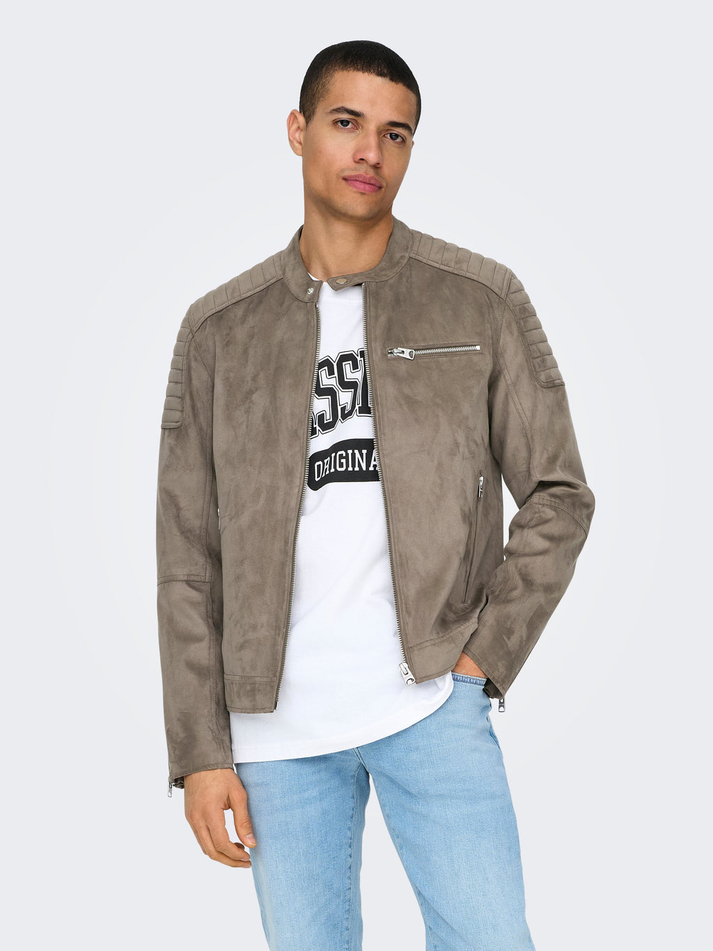 22029650/Falcon ONLY&SONS