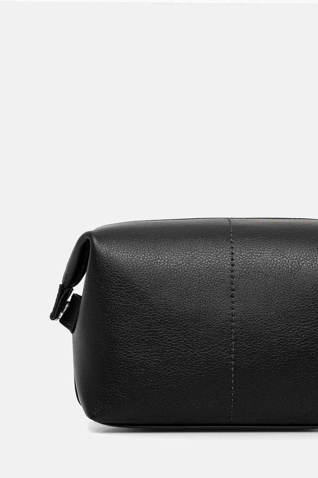 TJM HERITAGE LEATHER WASHBAG AM0AM13693/BDS TOMMY JEANS