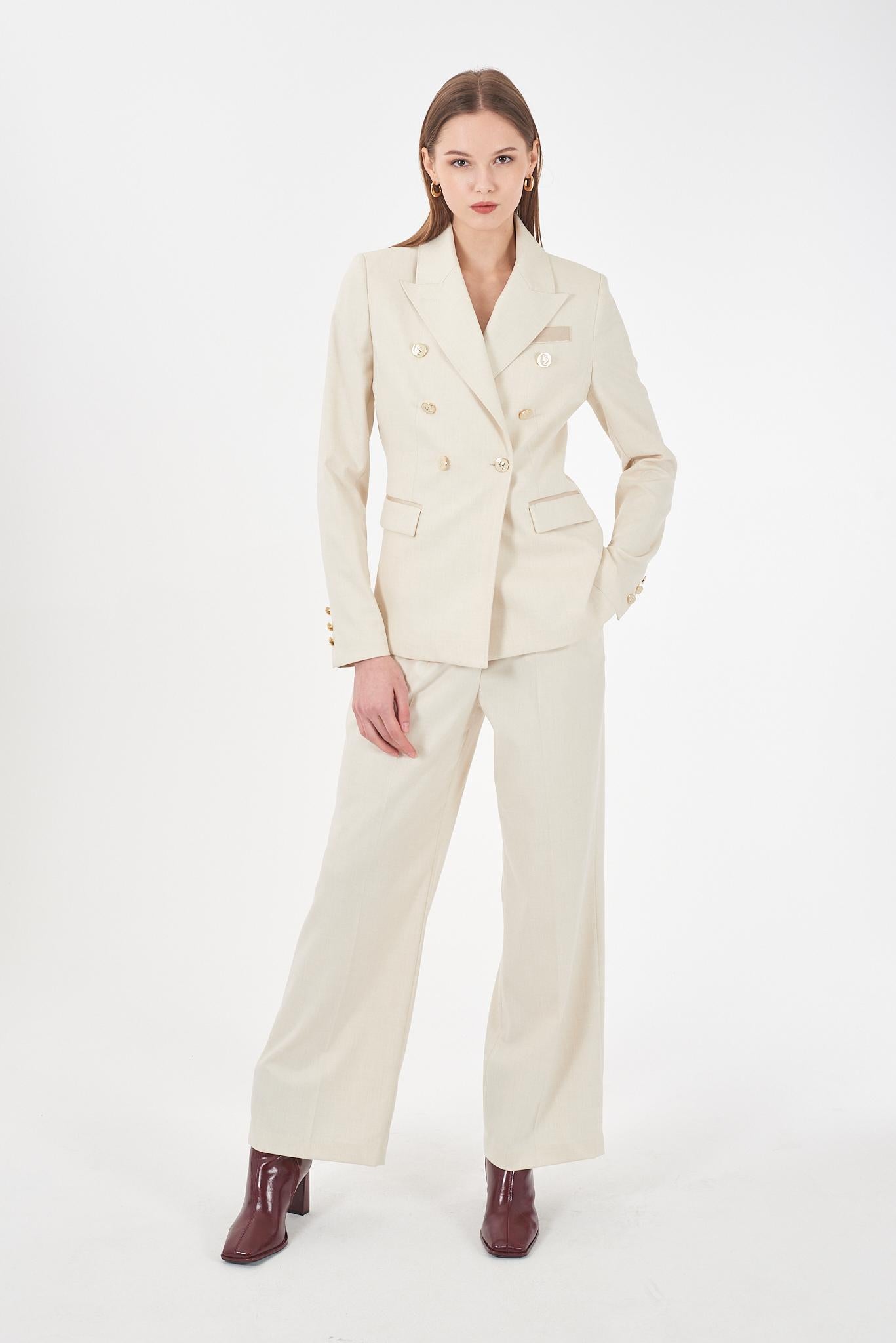 P385 KM00/0245 YES ZEE