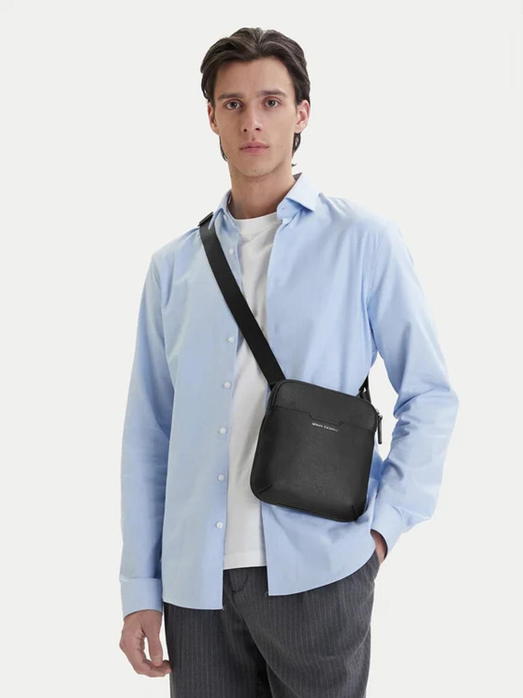 XM002586 AF22651/UC001 ARMANI EXCHANGE