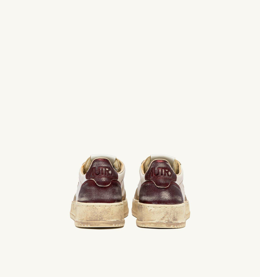 Autry Women's Medalist Low Super Vintage 