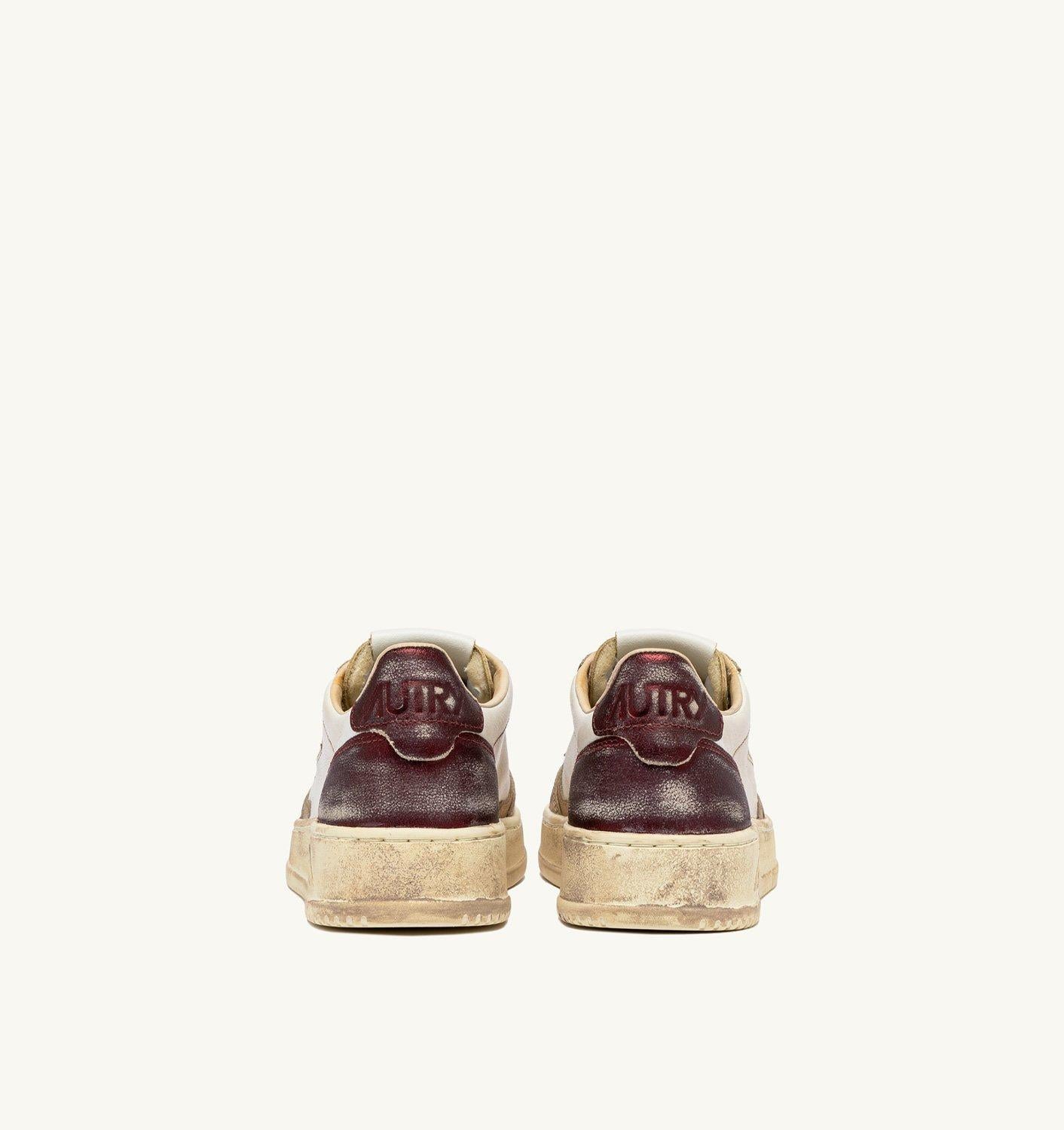 Autry Women's Medalist Low Super Vintage 