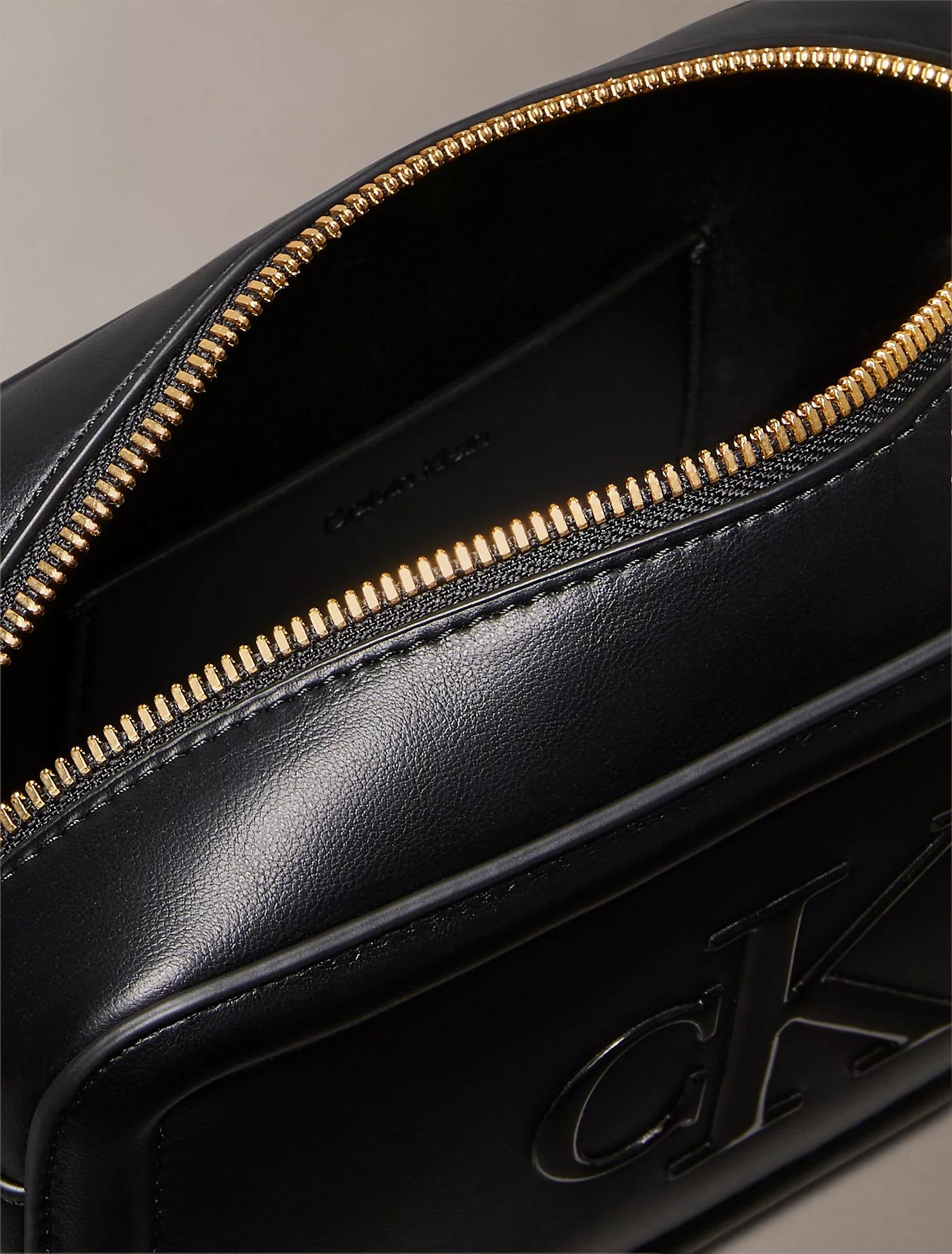 BOLD CK CAMERA BAG LV04F3220G/UB1 CALVIN KLEIN JEANS