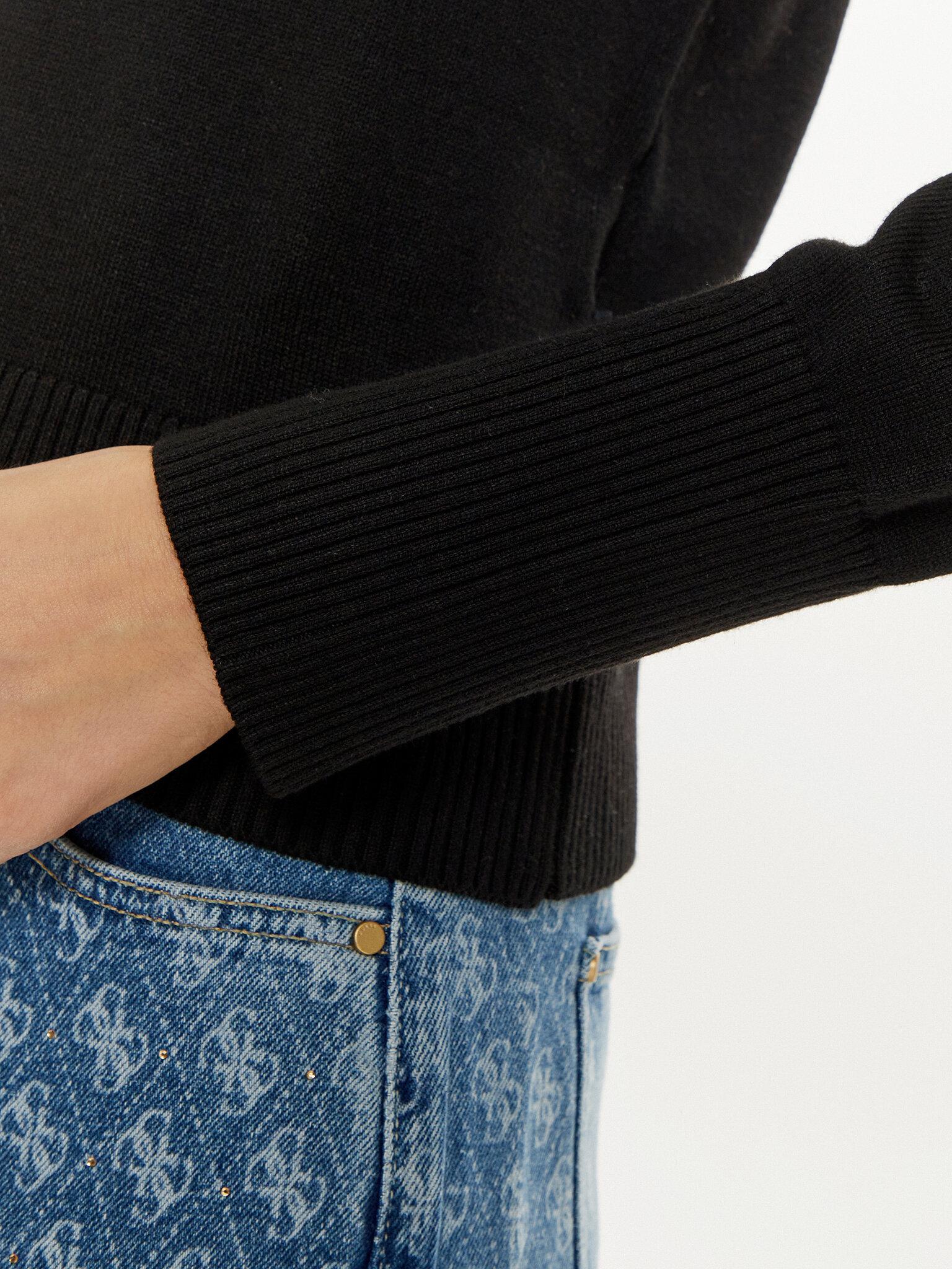 W4BR15Z3HO2/JBLK GUESS