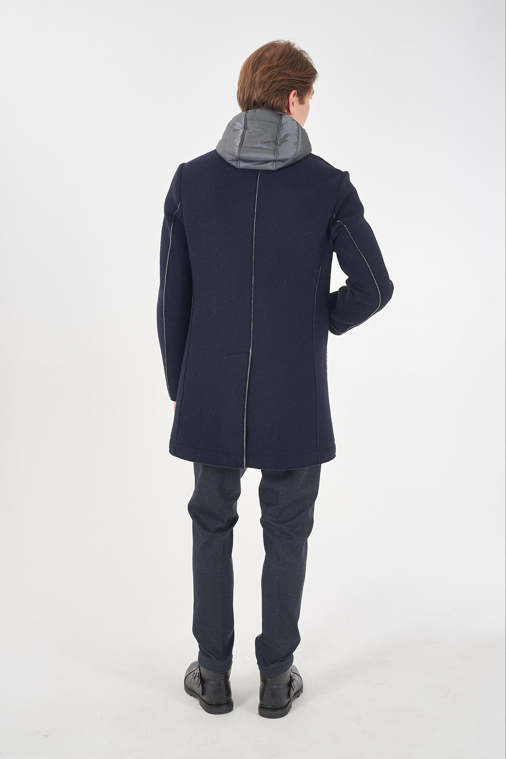 O827 QK00/0710 YES ZEE