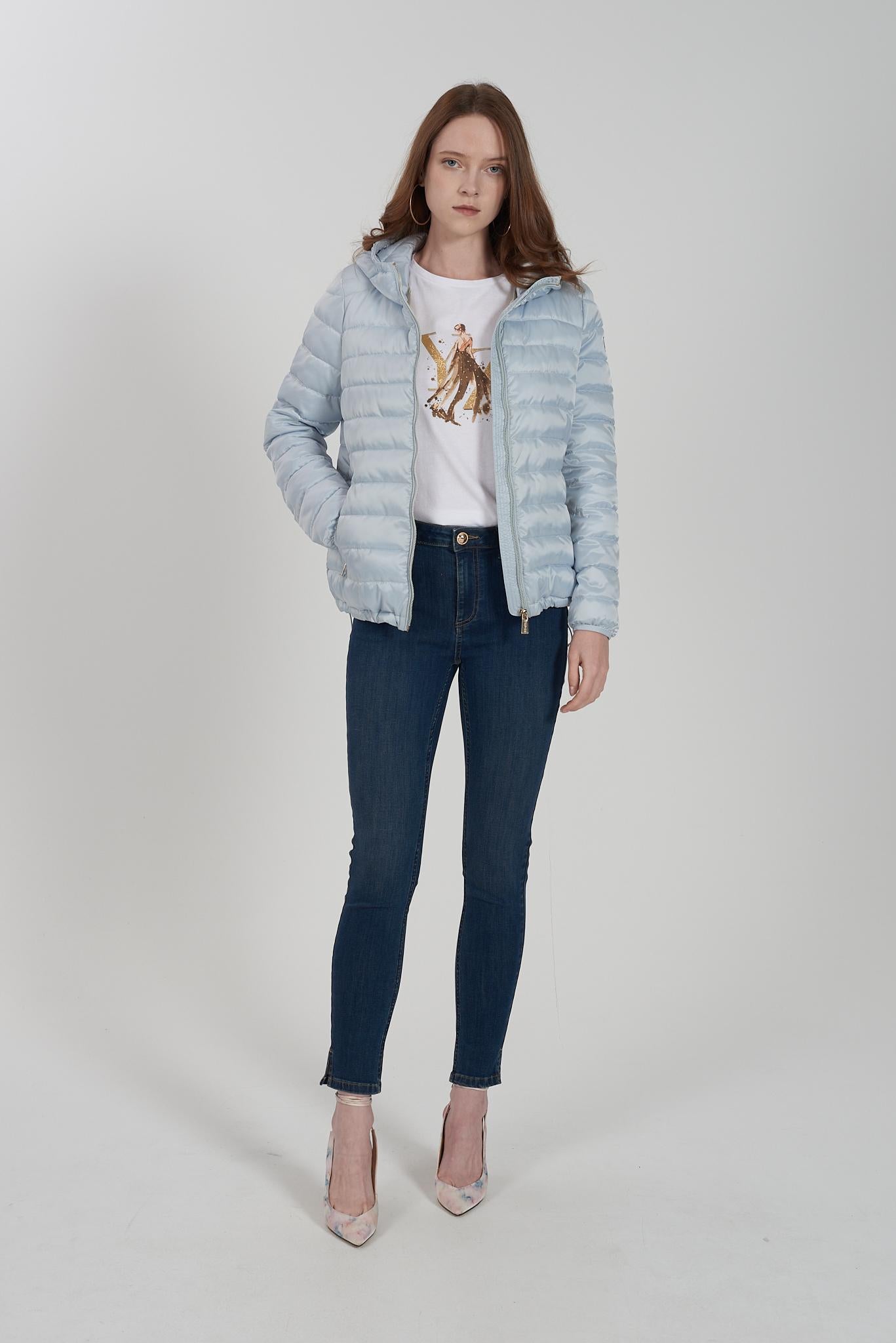 T215 SG00/0101 YES ZEE