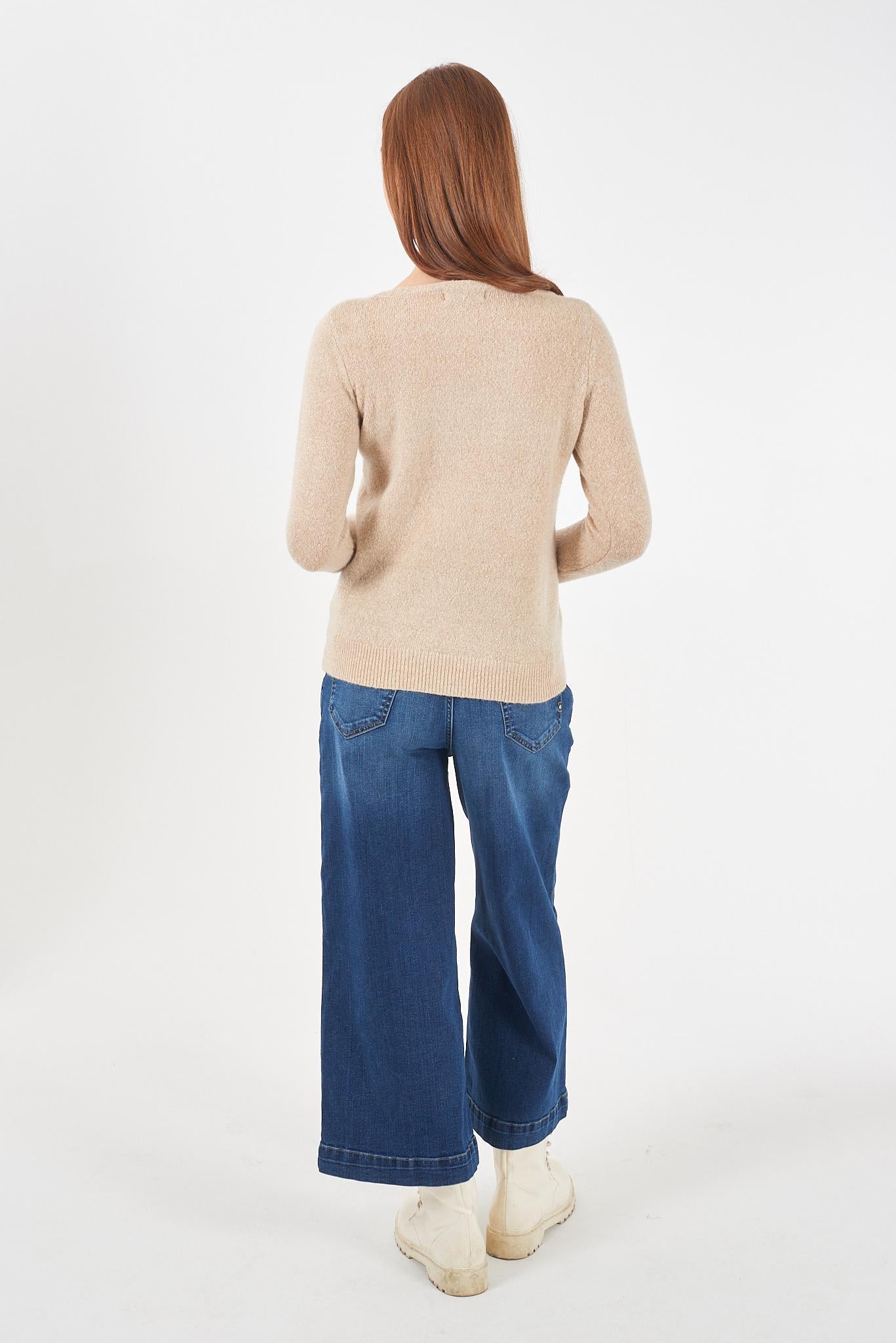 M058 BT00/0222 YES ZEE