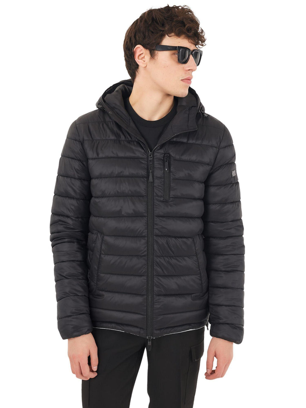 J824 B500/0801 YES ZEE