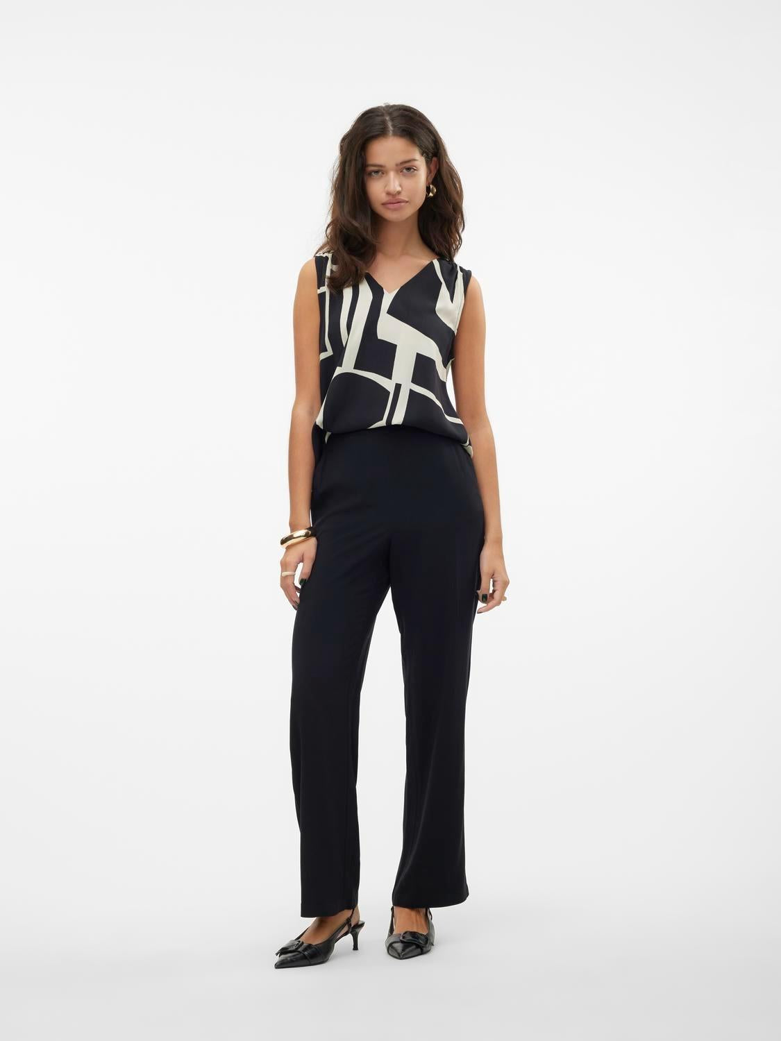10297357/Black VERO MODA