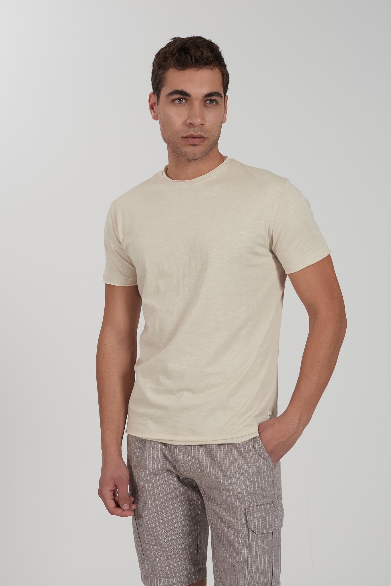 T722 TL00/0222 YES ZEE