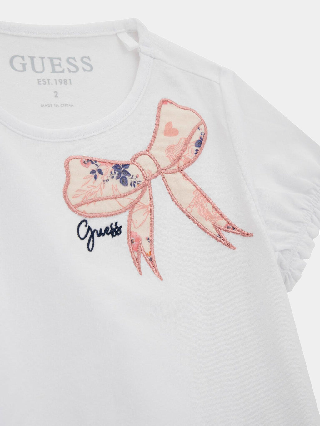 K4RG02K6YW0/G011 GUESS