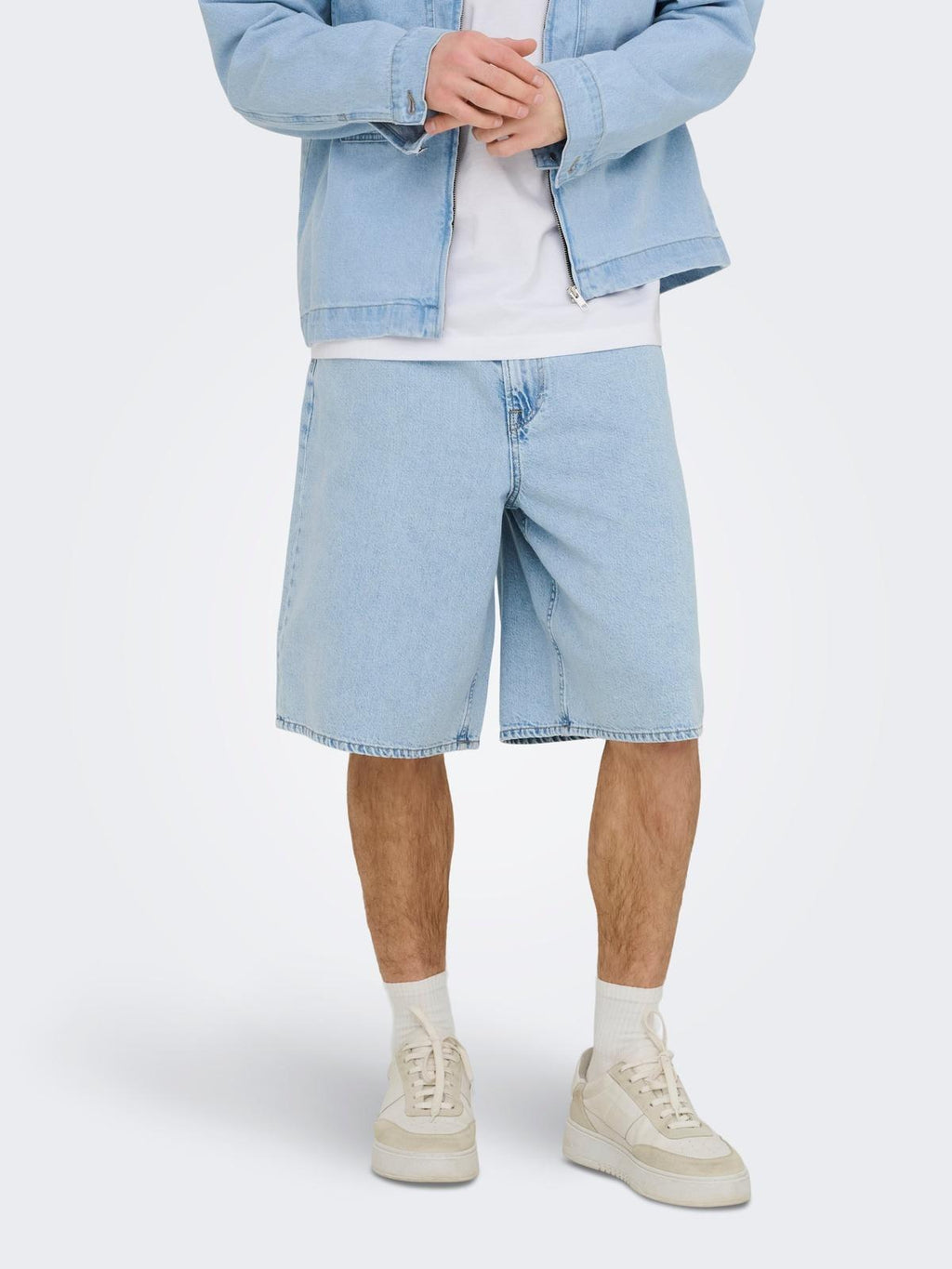 22038435/Light Blue Denim ONLY&SONS