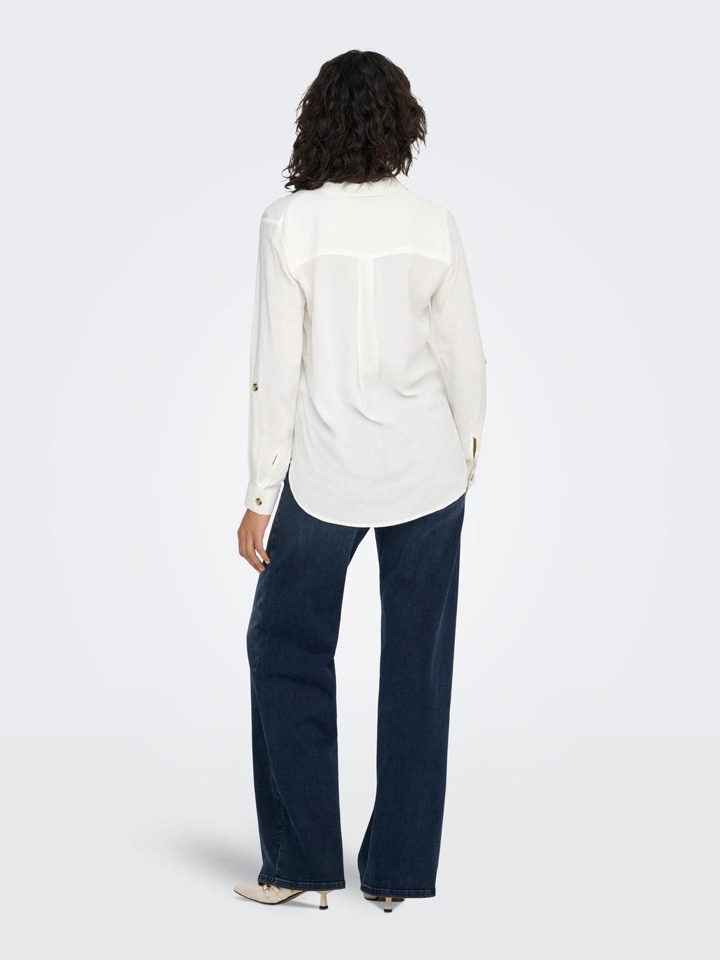 15281677/Snow White ONLY