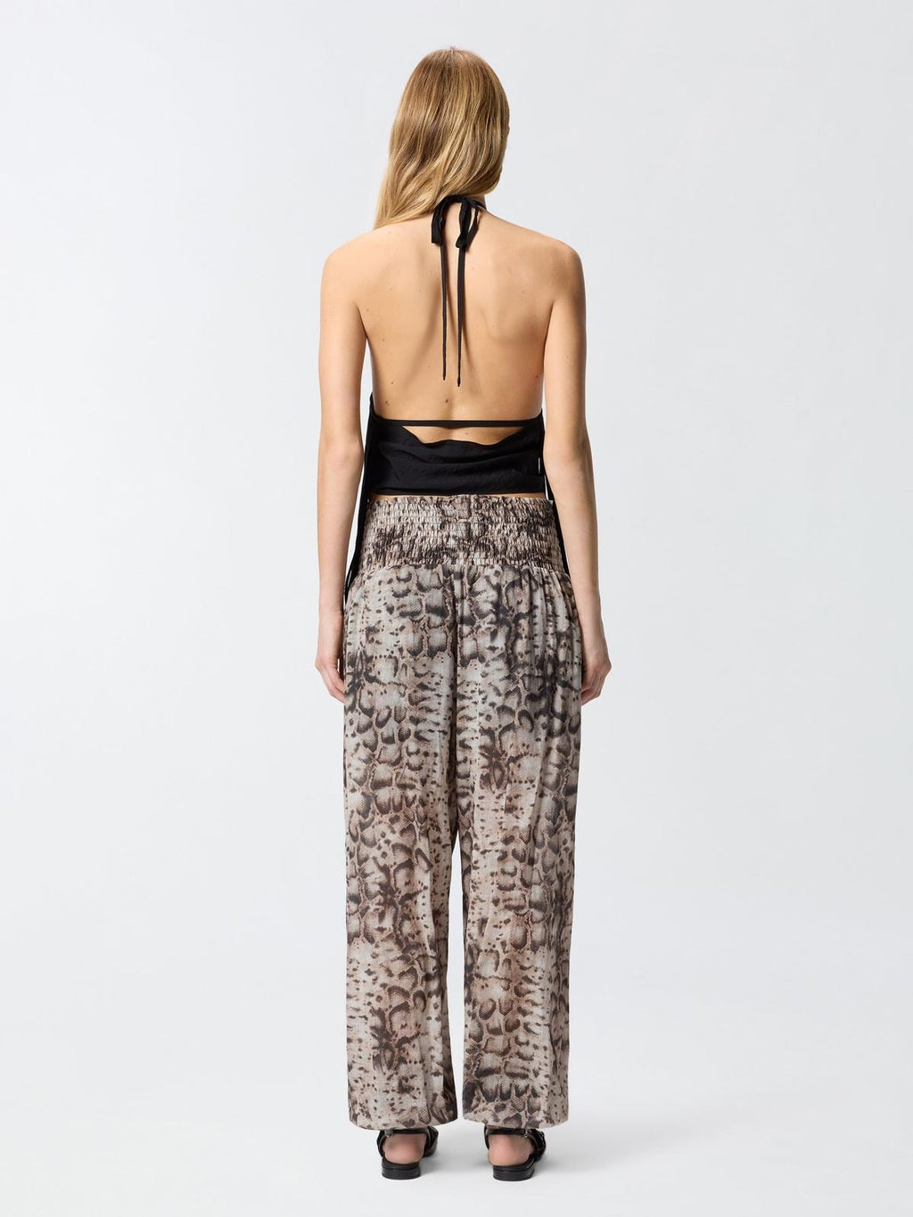 106794 A3AY/Z99 PINKO