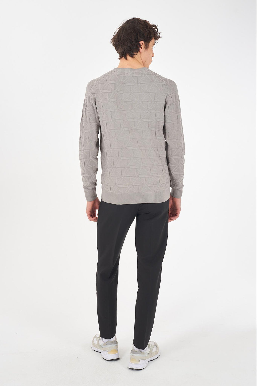 P690 A600/0801 YES ZEE