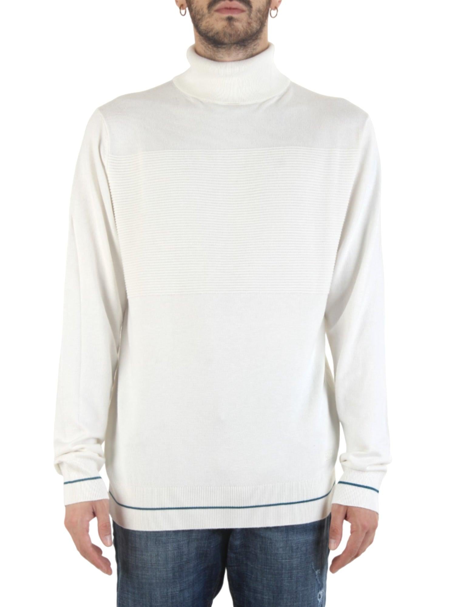 M807 ML00/0107 YES ZEE