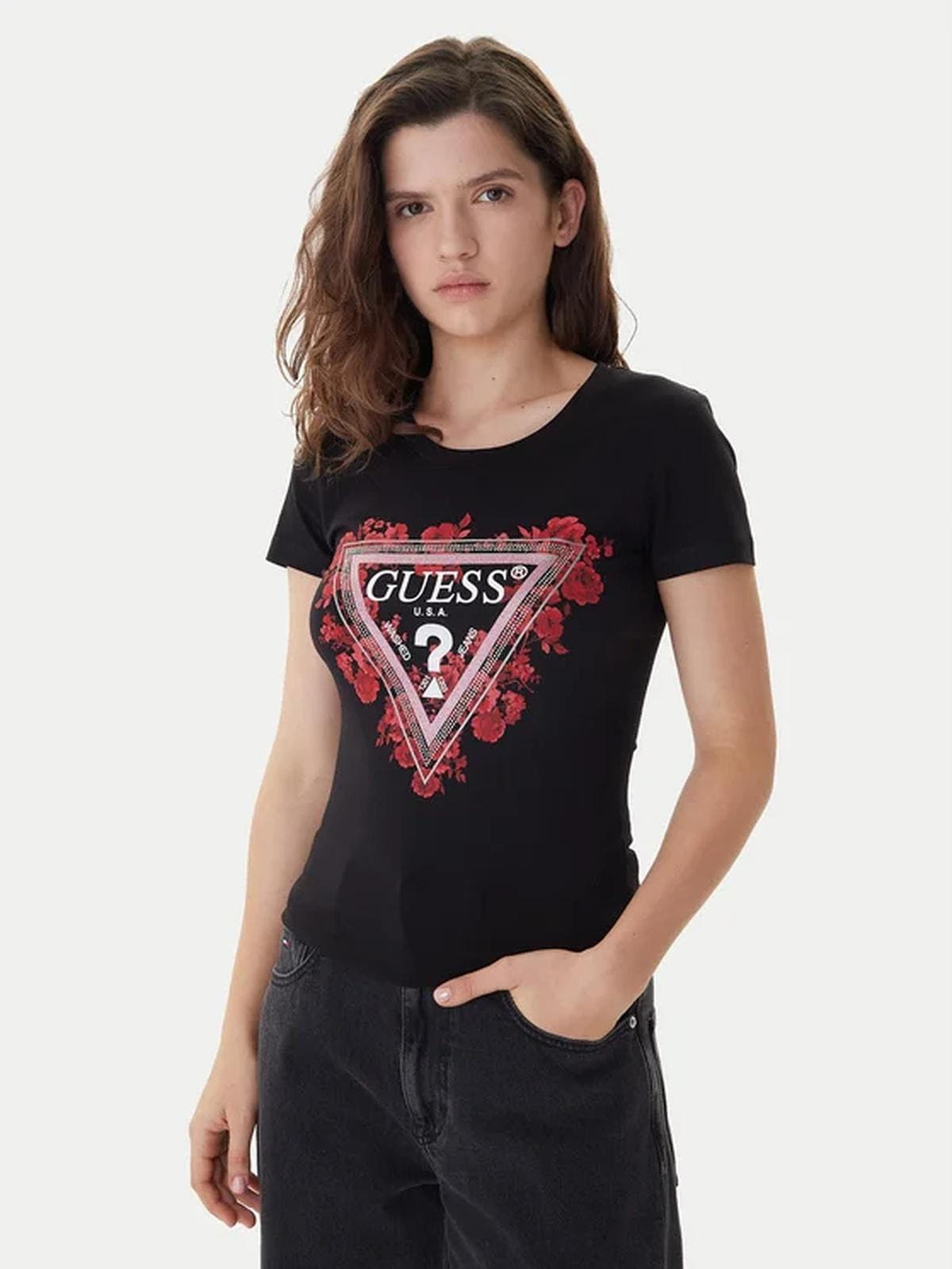 W6RI23J1314/JBLK GUESS