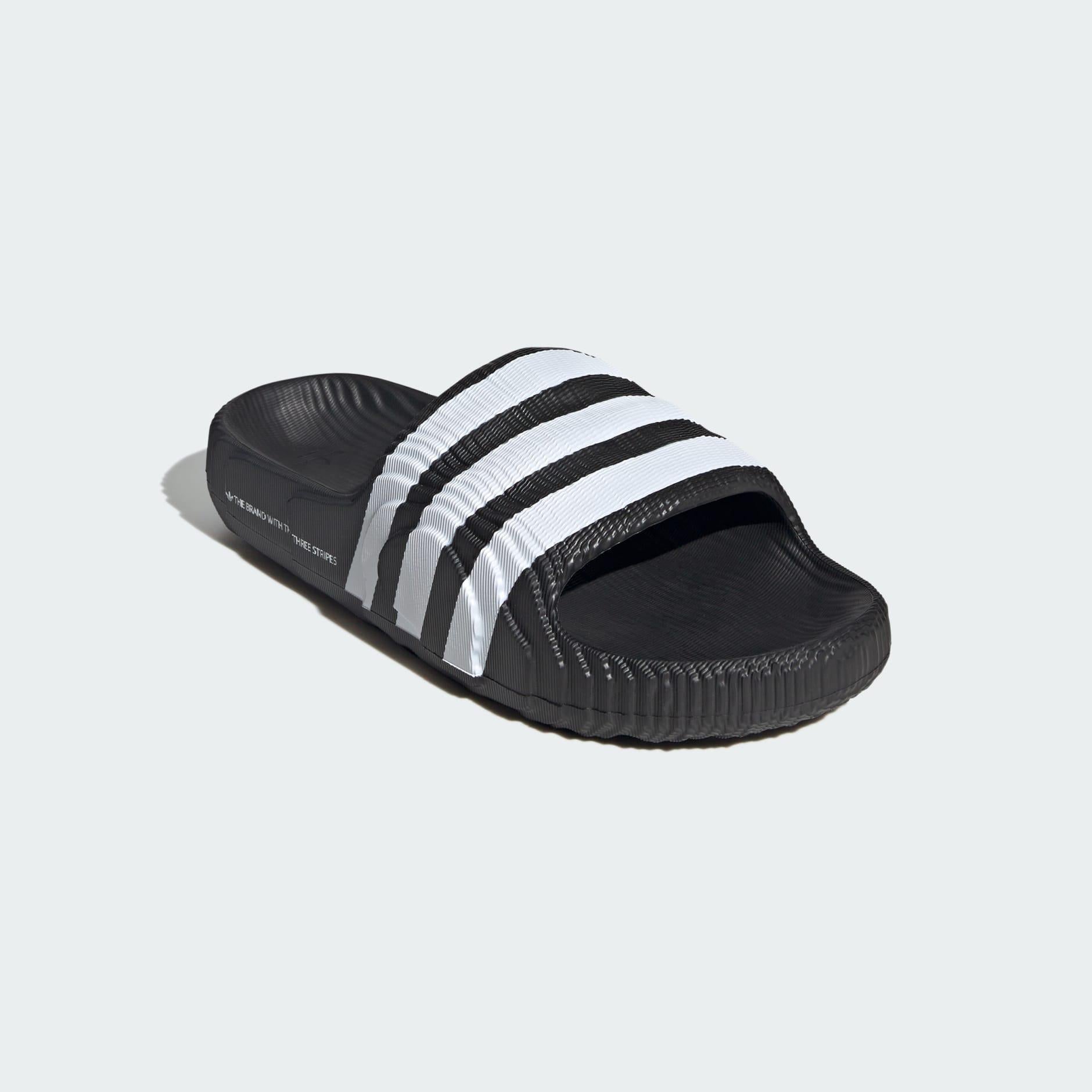 ADILETTE 22 