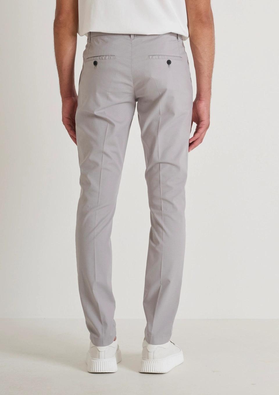 MMTR00781 FA850390/1013 ANTONY MORATO