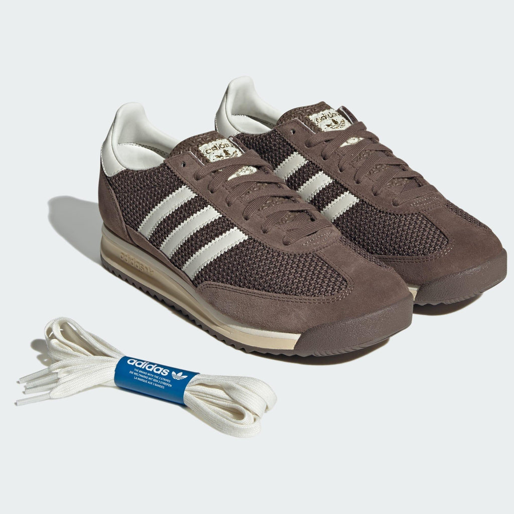SL 72 RS            EARSTR/OWHITE/WARVAN JR8774/ND ADIDAS ORIGINALS